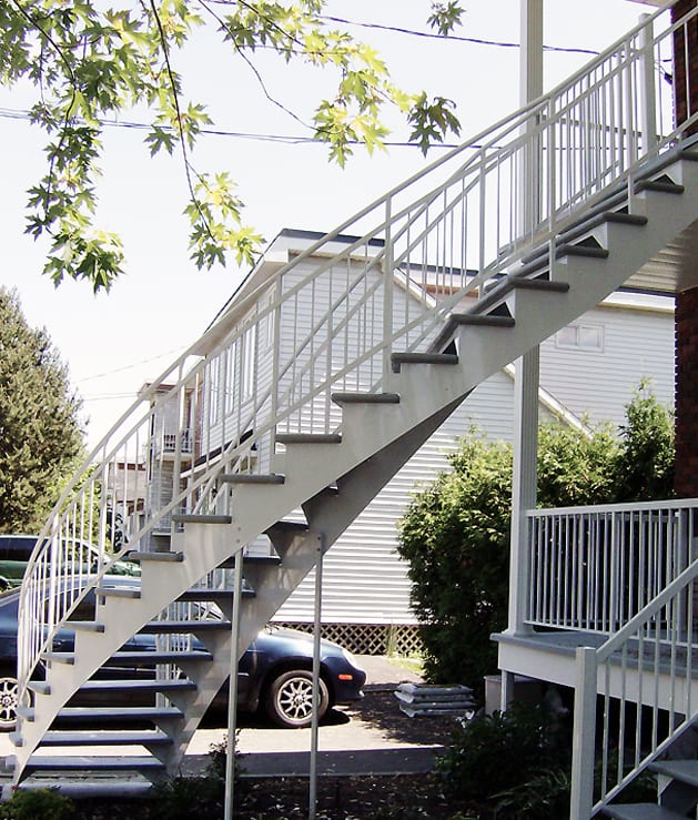 escalier de facade en aluminium soudé 103