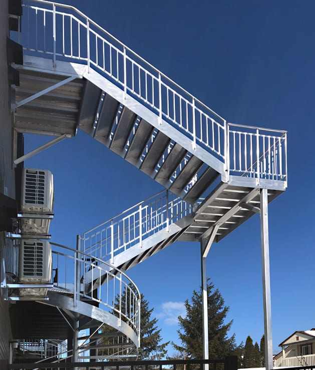 escalier de service avec paliers en aluminium soudé 103